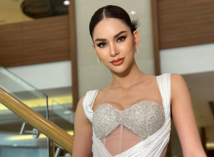 RODITELJI SU JOJ BILI SAKUPLJAČI SMEĆA, ONA ODRASLA NA DEPONIJI: Danas je misica, a njena "haljina od smeća" nosila je duboku simboliku