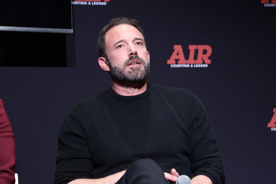 GLUMAC RASKRINKAN, EVO KAKO PEGLA BORE: Plastični hirurg otkriva tajnu podmlađenog lica Bena Afleka