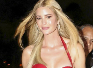 OTAC JOJ JE UTICAJAN POLITIČAR, A O NJIHOVOM BIZARNOM ODNOSU SVI GOVORE: Sada je fotografisana u izdanju koje je izazvalo buru u javnosti