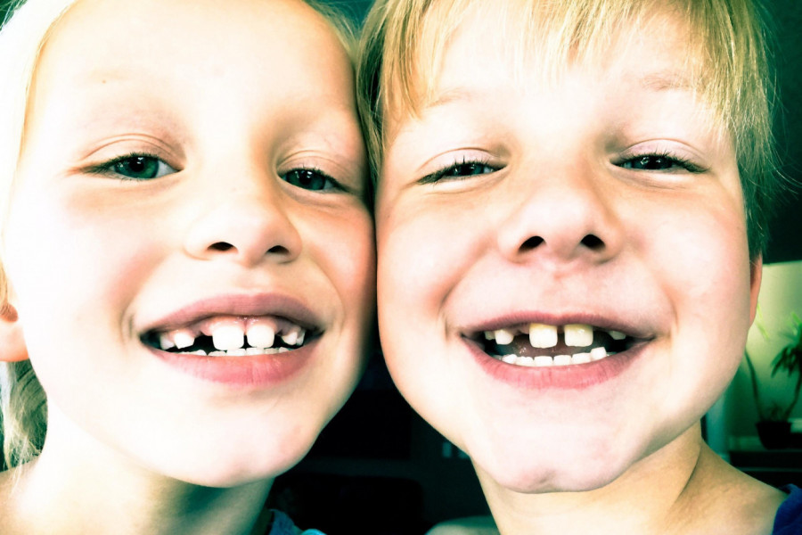 ISTO VISOKO ČELO KAO TATA I SLIČAN NOS: Upoznala sam svog izgubljenog brata - i taj dan mi je promenio život