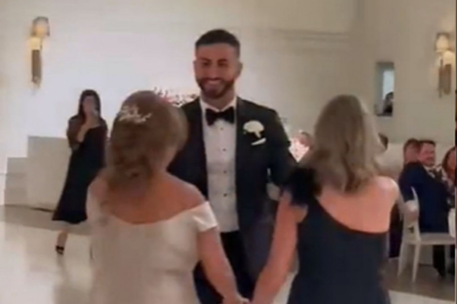 USRED SVADBE IZVEO JE MAJKU I TAŠTU NA PODIJUM: Ono što im je ovaj mladoženja priredio rasplakalo je čak i mladu (VIDEO)