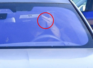 BEN UHVAĆEN BEZ BURME NA PRSTU: Od braka sa Dženifer nema ništa, glasine o razvodu su u punom jeku