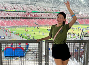 IMA 34 GODINE A VEĆ JE BABA! Udavala se čak 3 puta, ima petoro dece, a izgleda kao devojčica!