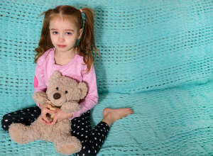 ODRASLA SAM U HRANITELJSKOJ PORODICI: Posle 20 godina im je poslala pismo i otkrila bolne emocije i rane na duši