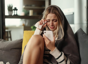 ZBOG IMENA SU JOJ SE SMEJALI CELOG ŽIVOTA: Godinama je trpela poniženje zbog svojih roditelja, a onda je presekla