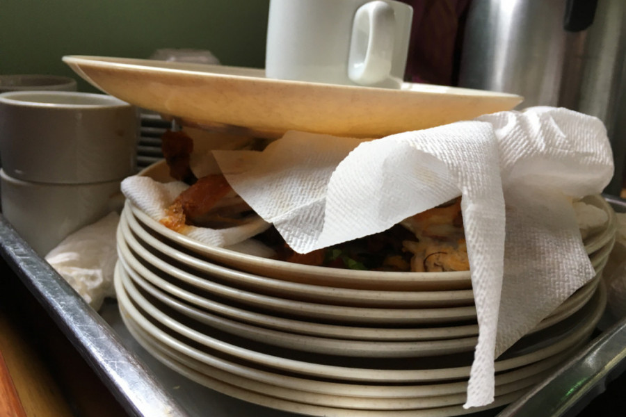 DA LI OSTAVITE PRLJAVE SUDOVE I ODETE NA SPAVANJE? Postoji jedan razlog zašto to nikako ne bi trebalo da radite