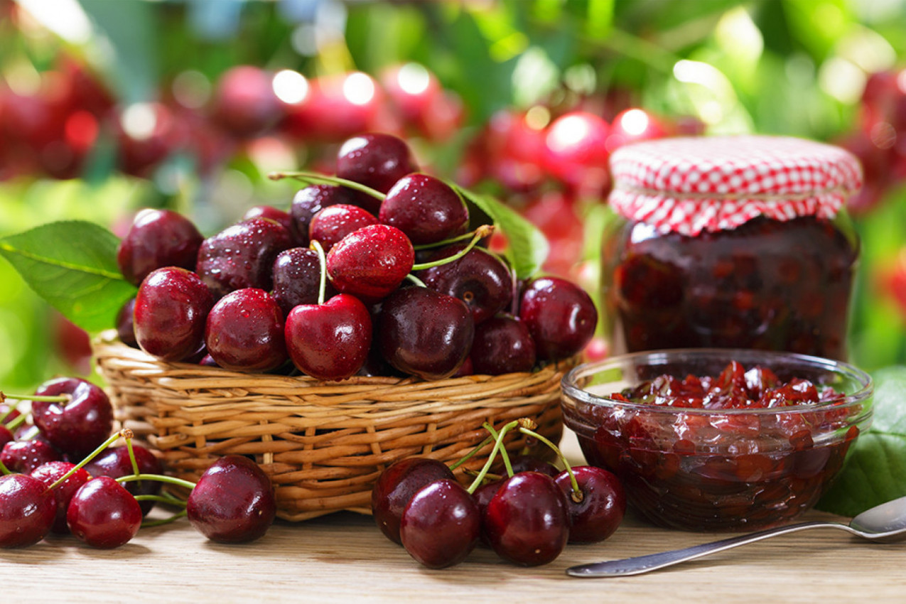 RECEPT ZA DOMAĆE SLATKO OD TREŠANJA: Zasladiće vam svako jutro!