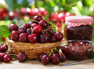 RECEPT ZA DOMAĆE SLATKO OD TREŠANJA: Zasladiće vam svako jutro!