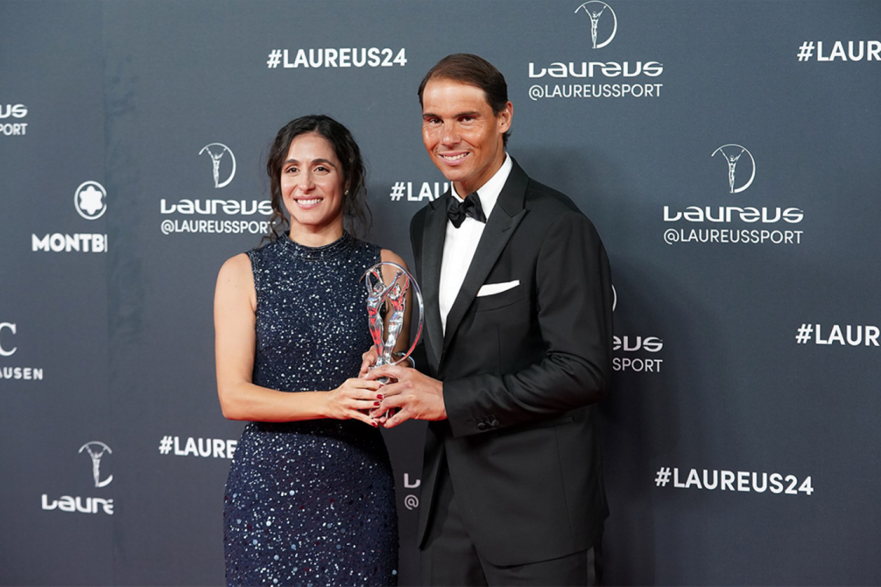 ŽENA IZ SENKE KOJA U STOPU PRATI NADALA: Igra ključnu ulogu u njegovom životu, na burmu je čekala 17 godina! (FOTO)