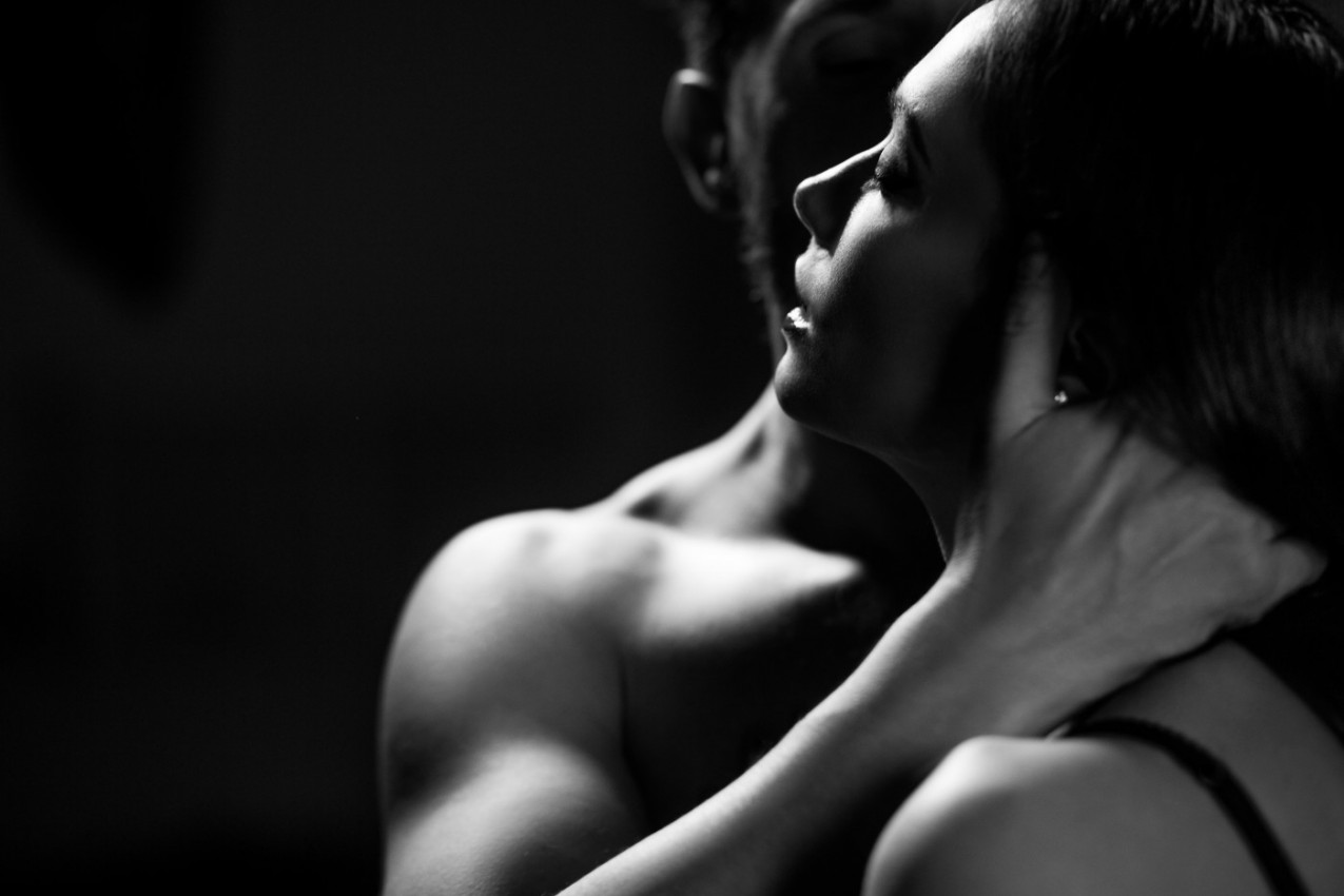 ŽENE SANJAJU DA NJIHOV MUŠKARAC OVO ZNA: 7 ključnih stvari vezanih za vrhunsko uživanje dama u intimnim odnosima