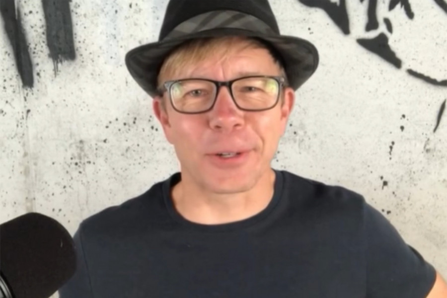 IMAO JE 21 GODINU KAD JE DOBIO 28 MILIONA DOLARA: "Svi su mi tražili pare, a ja sam se osećao kao - bankomat!"