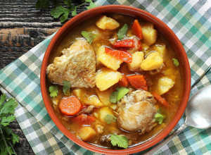 PILEĆA ČORBA SA POVRĆEM: Zdravo, ukusno i lagano jelo koje treba jesti svaki dan