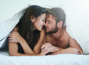 NOĆNA RUTINA KOJA MOŽE SPASITI BRAK I VEZU: Vrlo je delotvorna i - ne nije ono što ste mislili!