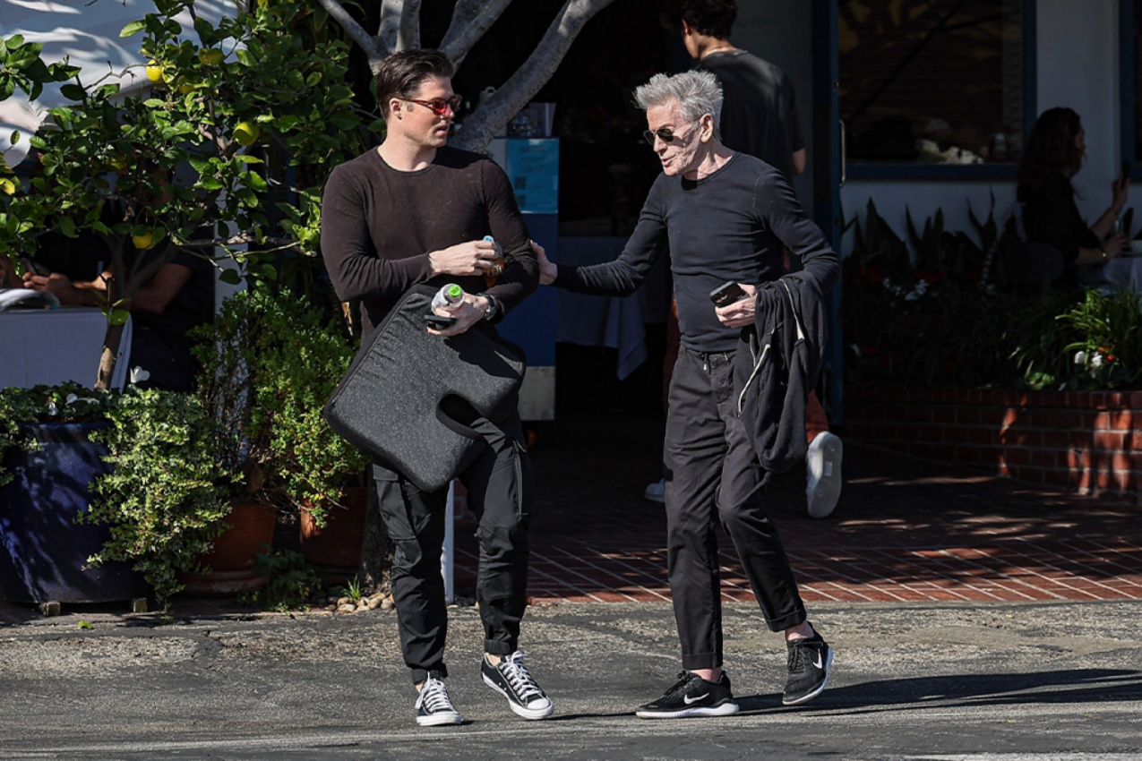 SLAVNI DIZAJNER (81) UŽIVA SA SVOJIM 46 GODINA MLAĐIM DEČKOM: Nakon razvoda od 2 supruge, svoju sreću je pronašao s njim