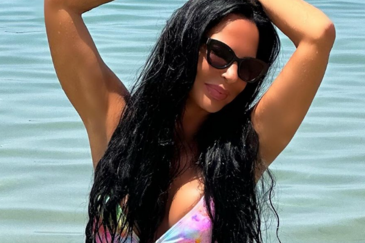 BUBA JE BILA FATALNA LEPOTICA, A ONDA JE NESTALA: U 6 deceniji grmi kako izgleda - kao da ne stari! (FOTO)