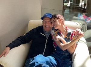 BRUS VILIS U TEŠKOM STANJU, DOK SE ĆERKA BORI S OVIM POREMEĆAJEM: Kida sebi kožu i pravi rane - evo zašto