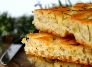 ZNATE LI ŠTA JE FOKAČA: Jednom kada je probate, hleb više nećete okusiti!