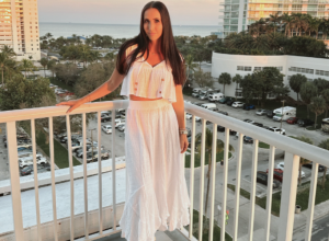 IMA 34 GODINE I JOŠ JE NEVINA: Budući partner mora da zadovolji 12 kriterijuma sa njene liste!