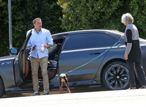 U JEKU PRIČA O RASPADU BRAKA, BEN AFLEK SE ČAŠĆAVA: Dao dva stana u Beogradu za OVO - definitivno beži od Džej Lo!