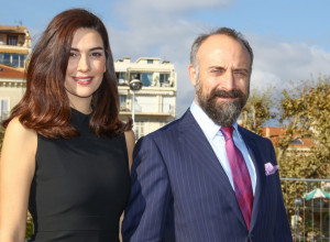 SRBIJA IH OBOŽAVA, A ON JE TRUDNU ŽENU ZBOG SADAŠNJE POSLAO NA ABORTUS: Oženjen se zaljubio, ali nije kraj SKANDALIMA