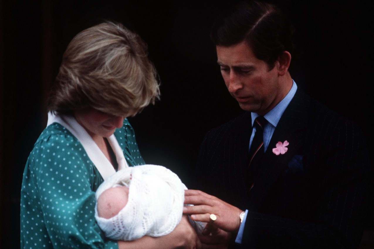 VANBRAČNA ĆERKA ČARLSA I DAJANE PLJUNUTA MAJKA: Danas živi u Americi, ne daju joj tron - a palata zataškava sve