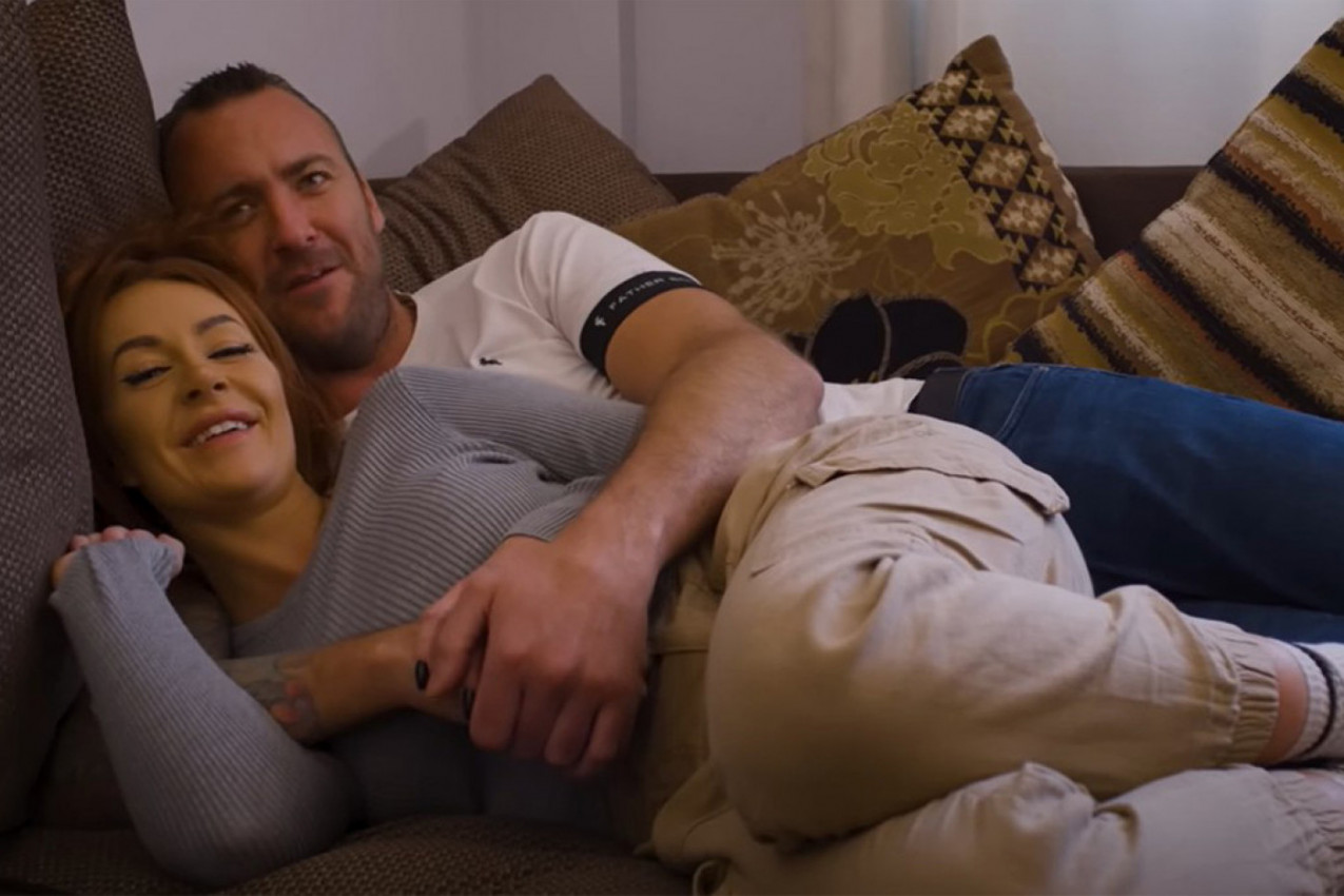 DOK SAM NA POSLU ŽENA SPAVA SA DRUGIMA: Kada mu je predložila OVO vrisnuo od sreće (FOTO)