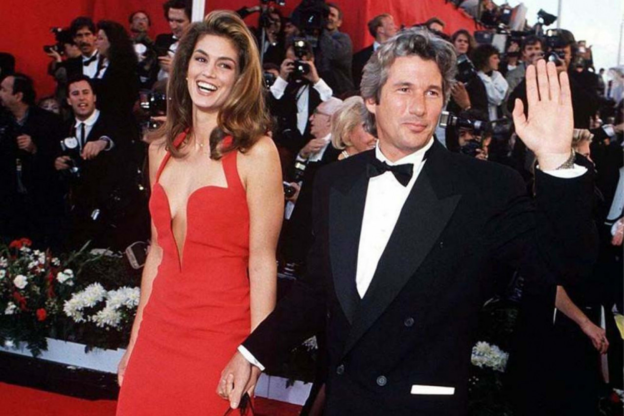 SA 22 JE SANJALA DA ĆE SE UDATI ZA ČOVEKA OD 40: Optuženi da vole isti pol, ostavio je čim je rekla da