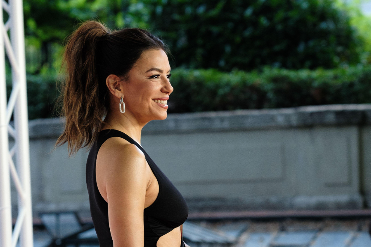 DRSKO NOSI MIKRO BIKINI, A I SVOJIH 49 GODINA: Skinula se i pokazala šta znači samopouzdanje i prihvatanje sebe