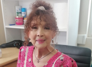 NA TELU JE PRIMETILA OGREBOTINU, A ONDA JE STIGLA NAJSTRAŠNIJA POTVRDA: Ovako je naša glumica saznala da ima najteži oblik raka