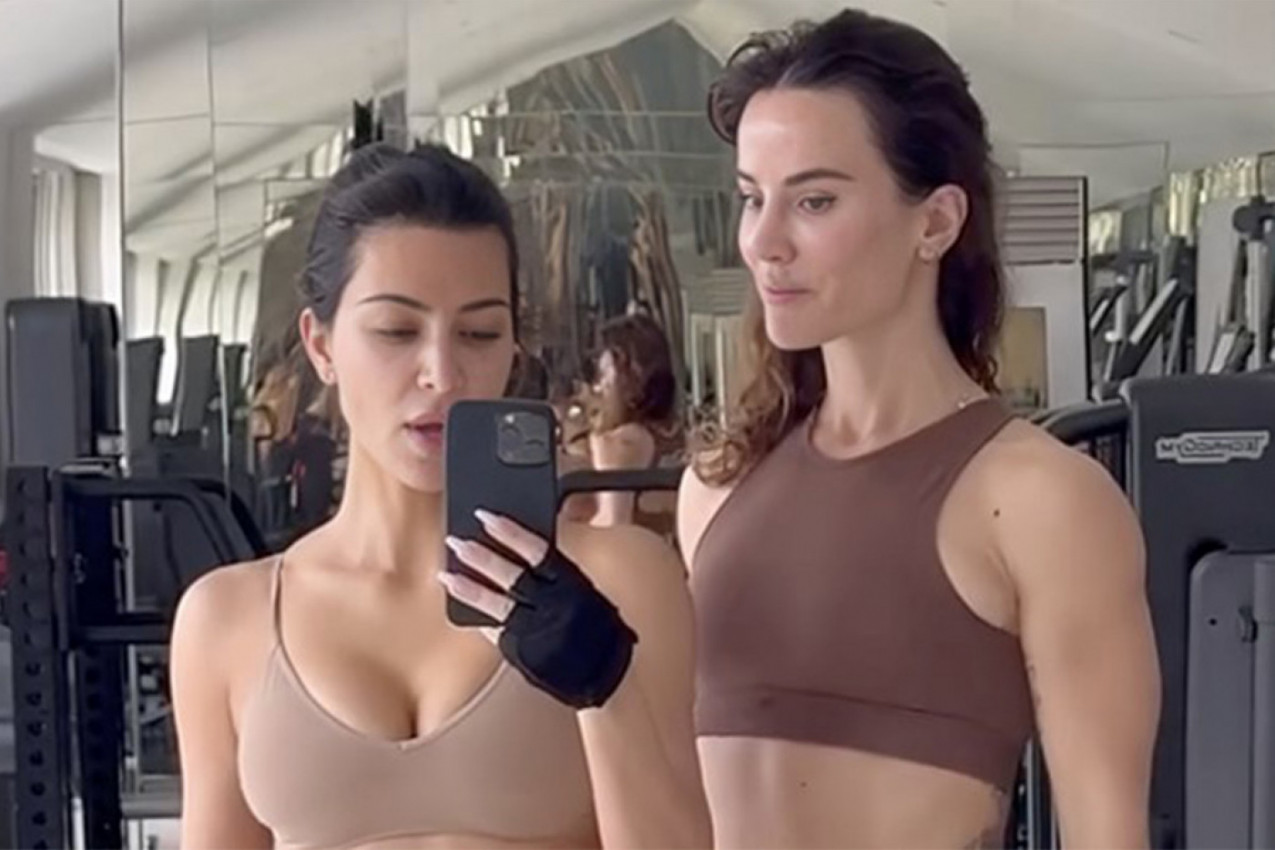 TRENER KIM KARDAŠIJAN OTKRIVA KAKO DA TRANSFORMIŠETE TELO ZA PET MINUTA DNEVNO: Žalićete što ovo niste znale ranije