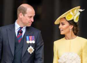 SUZE SAME LIJU: Vilijam objavio dosad neviđenu fotografiju supruge Kejt Midlton - zbog poruke svet zanemeo! (FOTO)