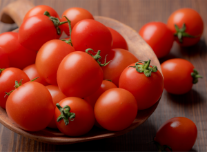 KO NIKAKO NE SME DA JEDE PARADAJZ, I ZA KOGA JE I KEČAP OPASAN: Osobe sa ovim oboljenjima  moraju da ga izbegavaju