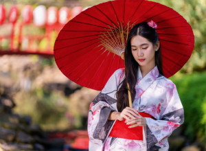 ZBOG ČEGA JAPANCI LAKO PODNOSE TEMEPERATURE OD 40 STEPENI? Super trik za preživljavanje velike vrućine