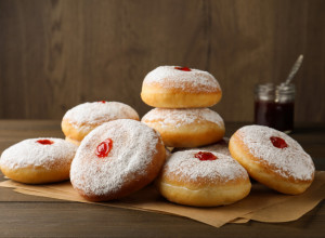 NAJUKUSNIJE KROFNE, OVAJ RECEPT SE ČUVA KAO PORODIČNA TAJNA!  Zbog njih će mirisati cela ulica