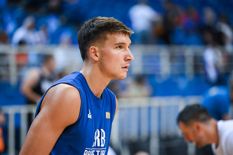 SLAVNA TENISERKA GODINAMA JE BILA U VEZI SA BOGDANOM BOGDANOVIĆEM: Sada je grli golman, pronašla pravu ljubav (FOTO)