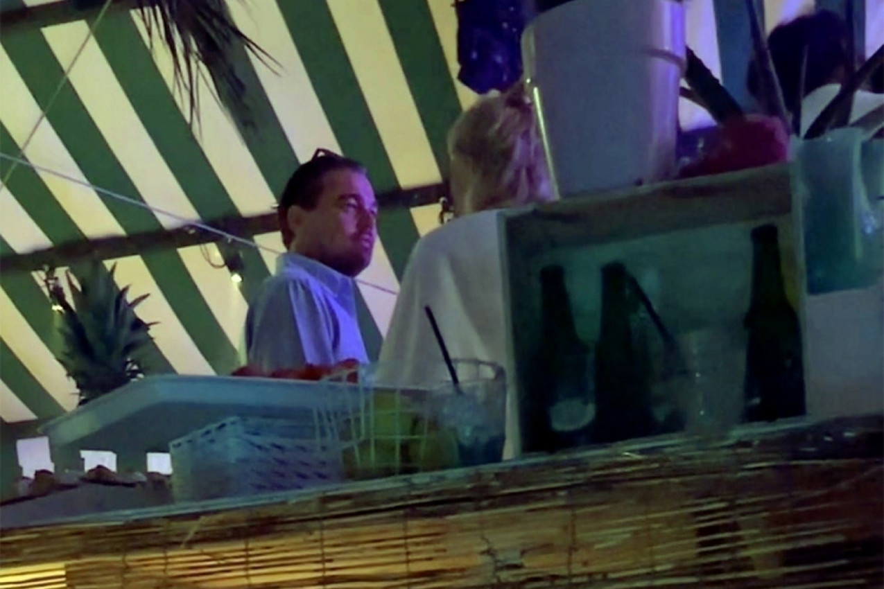 ČIM MU DEVOJKA NAPUNI 25 GODINA, ON JE ŠUTNE: Leo ima 5 banki, voli mlađe - a lista njegovih bivših je kao modna revija