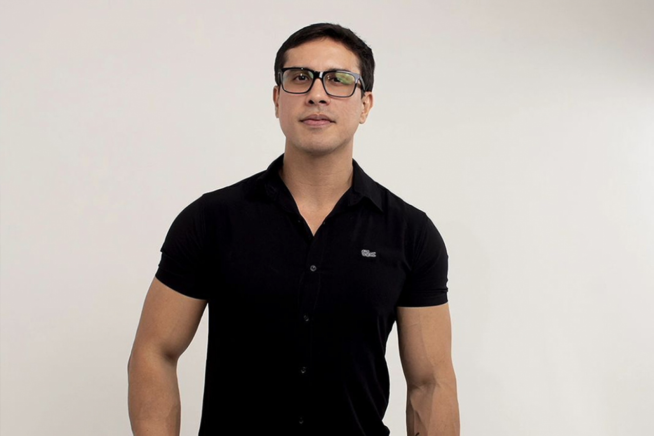 PEVAČ DOŽIVEO STRUJNI UDAR NAKON ZAGRLJAJA SA FANOM I PREMINUO: Imao je samo 36 godina, najbizarnija smrt u istoriji