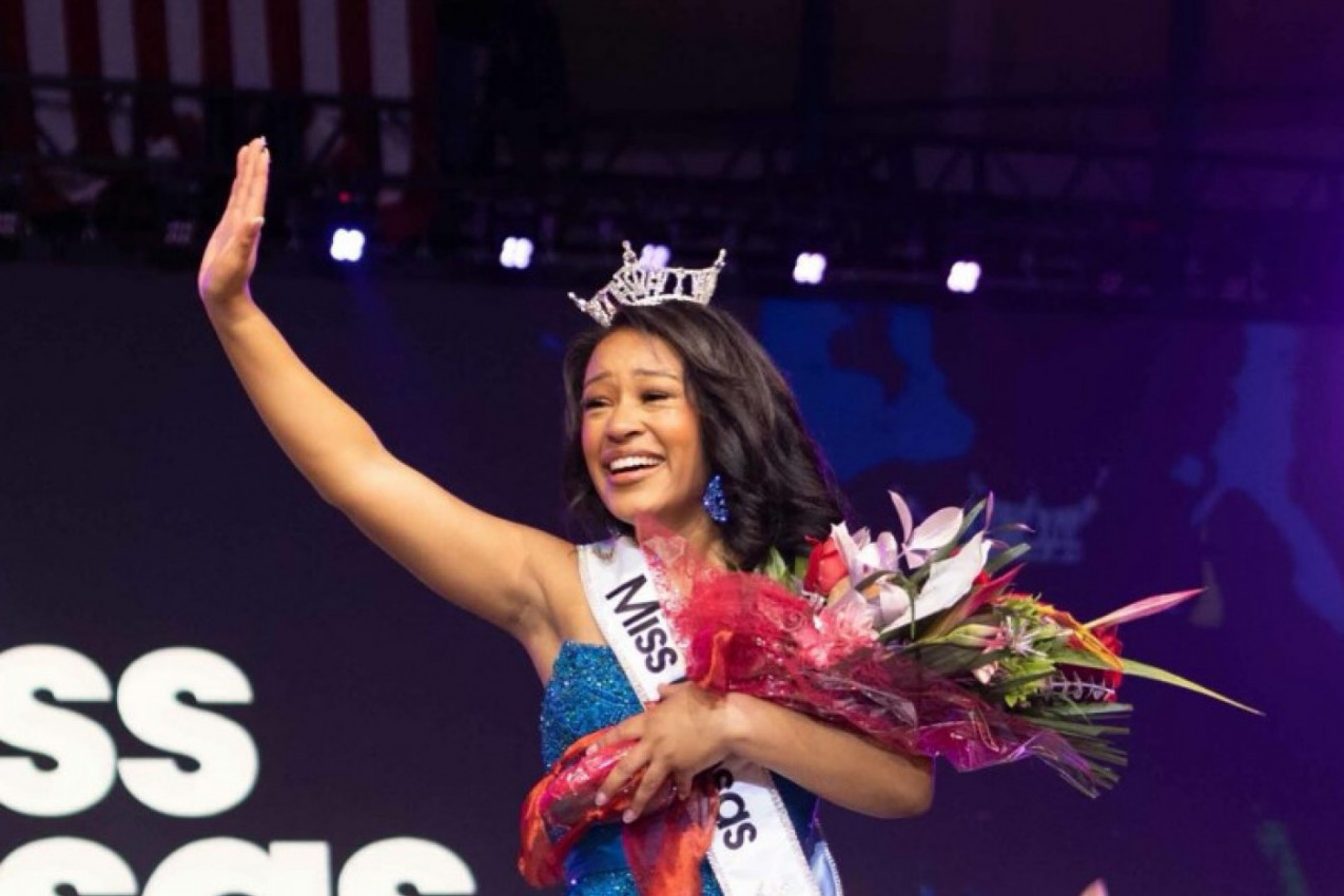 "ČOVEK KOJI ME JE ZLOSTAVLJAO JE OVDE U PUBLICI" Snažan govor misice izazvao muk u sali, a onda su krenule ovacije i aplauz!