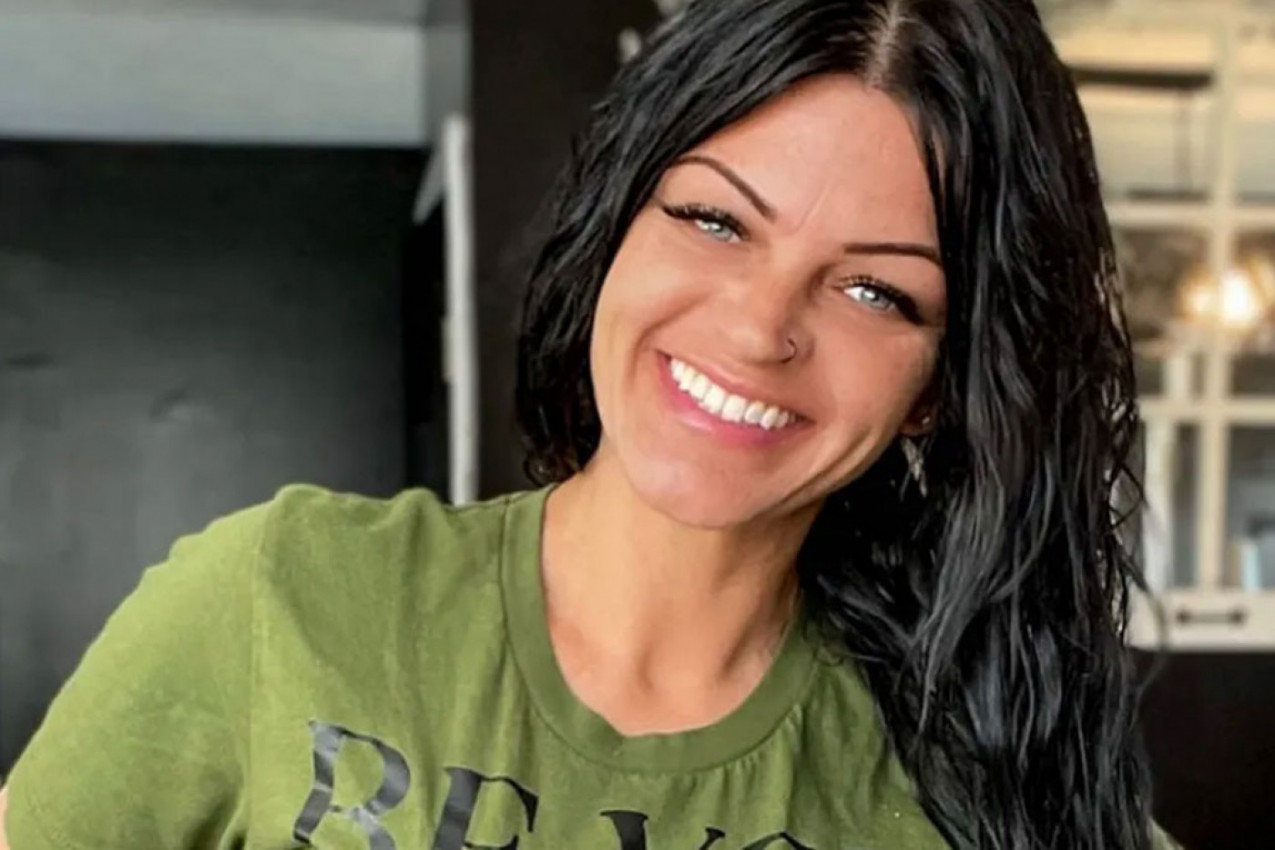 PORODILA SE SA 13, A SADA IMA 36 GODINA: Nagovarali je na bizarnosti, evo da li se pokajala - a sad je najzgodnija baka!