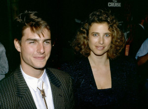 TOM KRUZ UMALO ZBOG NJE DA POSTANE MONAH: Namamila ga u Sajentologiju i uništila život, pa ismevala njegovu intimu!