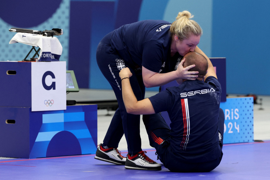 ONA SE KRIJE IZA USPEHA VELIKE ZORANE ARUNOVIĆ! Nema važniju osobu od nje, a malo ko za nju zna (FOTO)