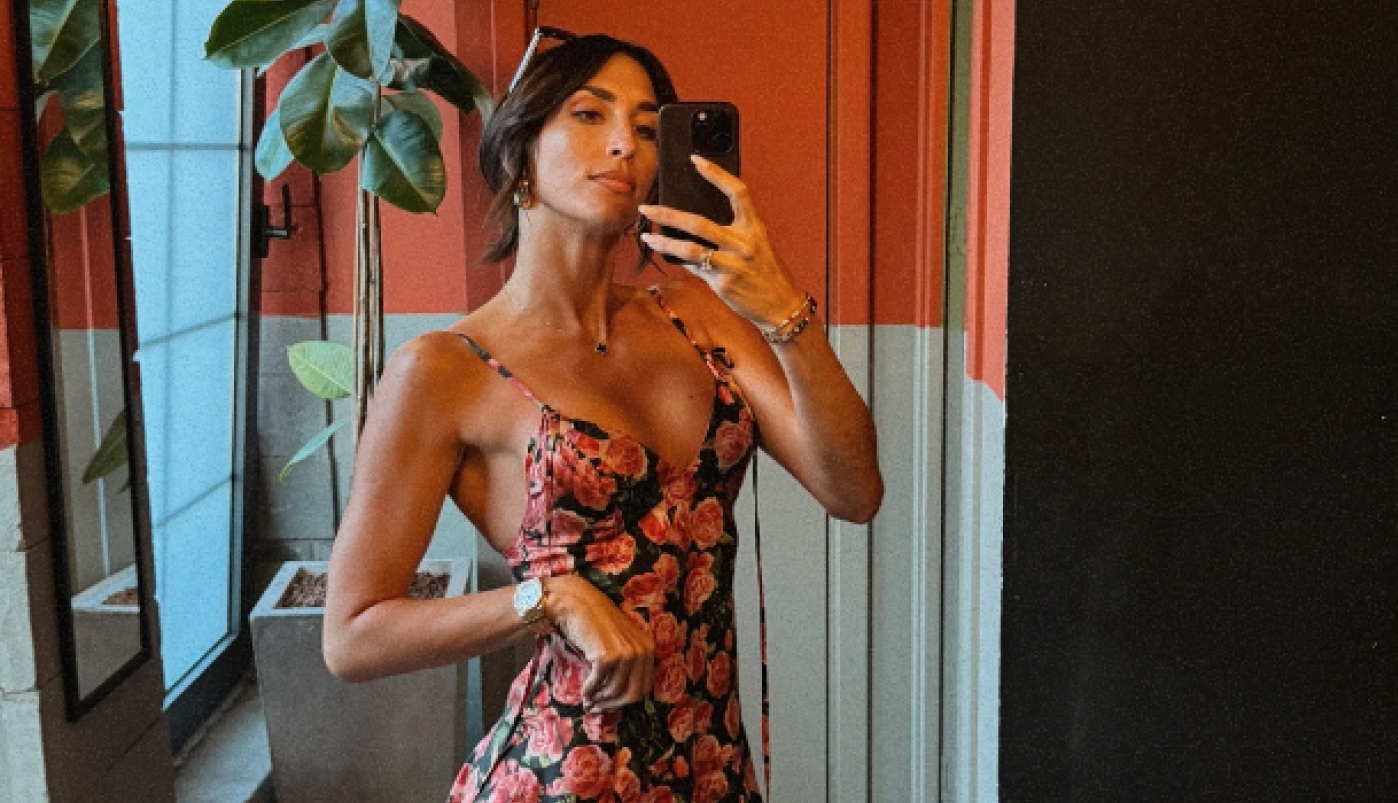 ITALIJANI POLUDELI ZA JELISAVETOM ORAŠANIN - OVO ŠTO JE OBUKLA ODMAH DIŽE TEMPERATURU: Ne zna se gde čovek pre da gleda! (FOTO)