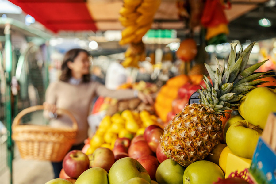 90 ODSTO SRBA SVAKI DAN PIJE OVAJ NAPITAK, A NE ZNAJU DA ON UNIŠTAVA KRVNE SUDOVE: Dr Borović tvrdi da je voće bezbedno jedino ako ga ovako perete