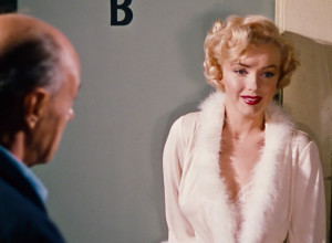 NAJVEĆA ZAVODNICA HOLIVUDA JE PROVELA MLADOST U SIROTIŠTIMA: Ove fotke teraju suze na oči, ceo život je patila za jednim