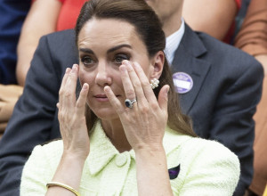 KEJT MIDLTON JE ZBOG VILIJAMA MORALA DA ODUSTANE OD ČETVRTE TRUDNOĆE: Kada je otkrila razlog javnost se zgrozila!