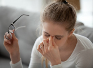 5 POUZDANIH ZNAKOVA DA STE POD STRESOM KOJI JE OPASAN PO ŽIVOT! Ako osetite ovo u predelu grudi, a zatim u nogama, odmah tražite pomoć!
