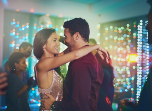 SVAKE GODINE SE DOHVATIM S KOLEGINICOM NA NOVOGODIŠNJOJ ŽURCI: Radi mi ono što moja žena nikad ne bi!