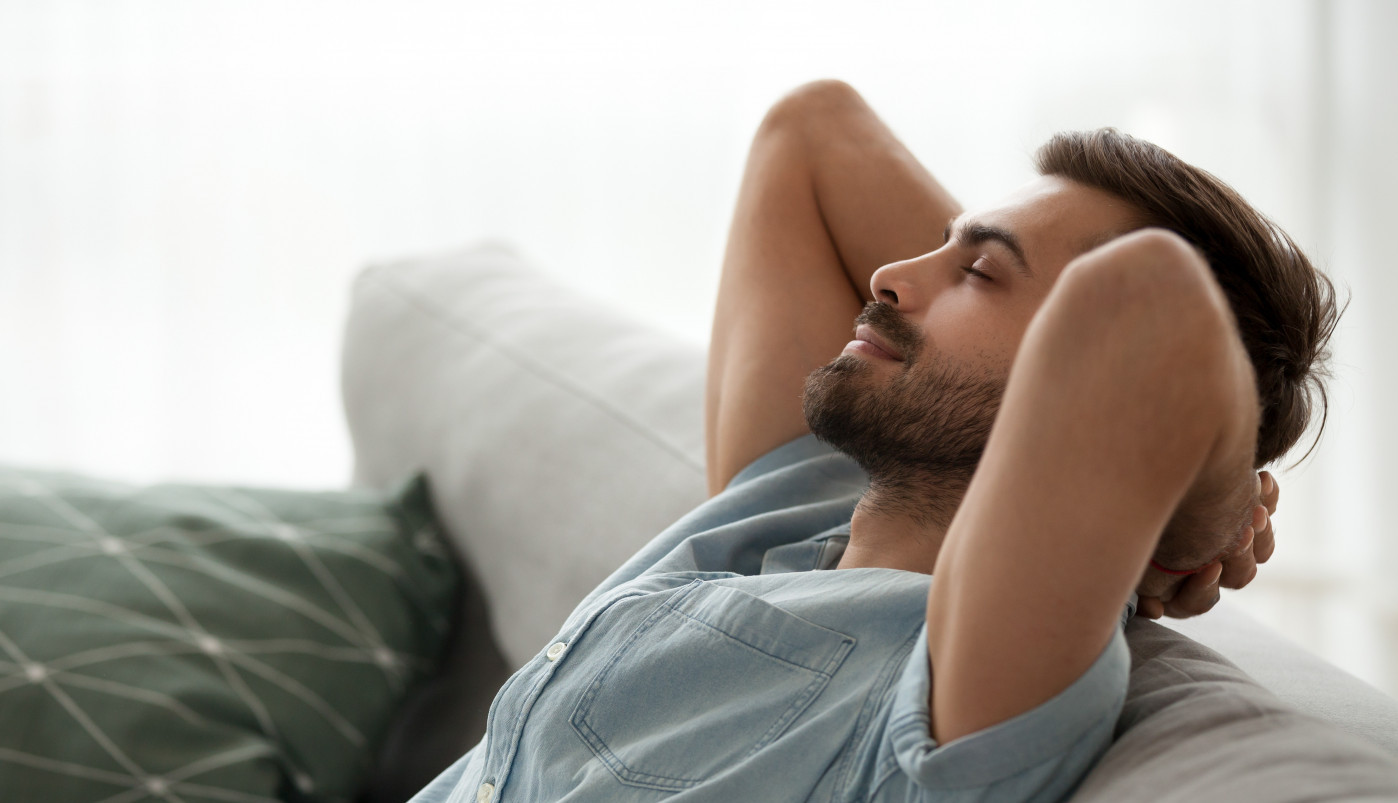 DEVOJKA NE MOŽE DA IMA ODNOS SA MNOM JER MI JE PREVELIKI - našao sam rešenje i isprobao ga! A onda sam začuo vrisak - pogodio sam je pravo u srce!