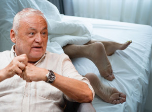 "AKO NEMA LJUBAVI I MALI PENIS MOŽE DA BOLI"! Čuveni urolog dr Milošević otkrio svaki detalj šta se dešava s organima tokom intimnog odnosa, pa se dotakao i teme dužine muškosti!