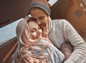 ŽENE ROĐENE U OVIM ZNACIMA HOROSKOPA SU NAJBOLJE SUPRUGE: Teško se vežu, a kada se to dogodi - njihovi partneri su najveći srećnici!